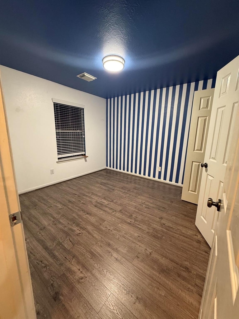 20523 Naples Terrace Lane - Photo 16