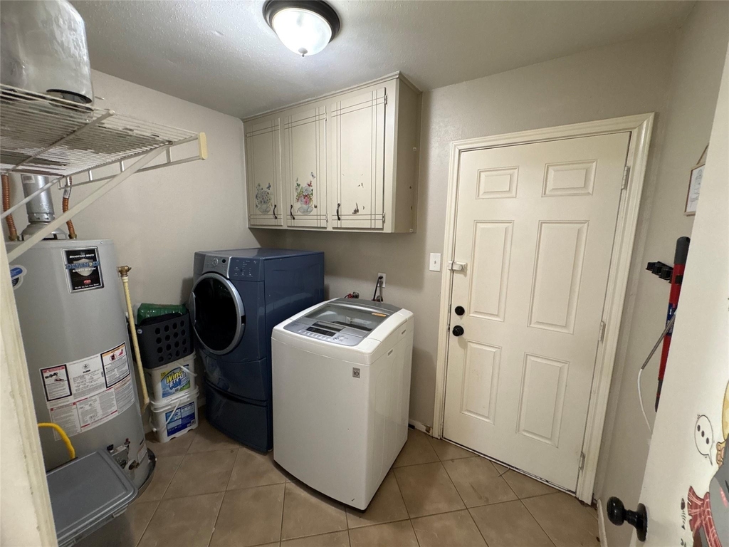 21802 Rotherham Drive - Photo 8