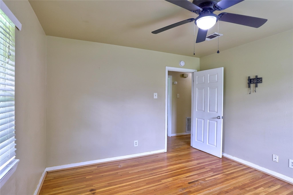 9207 Colleen Road - Photo 18