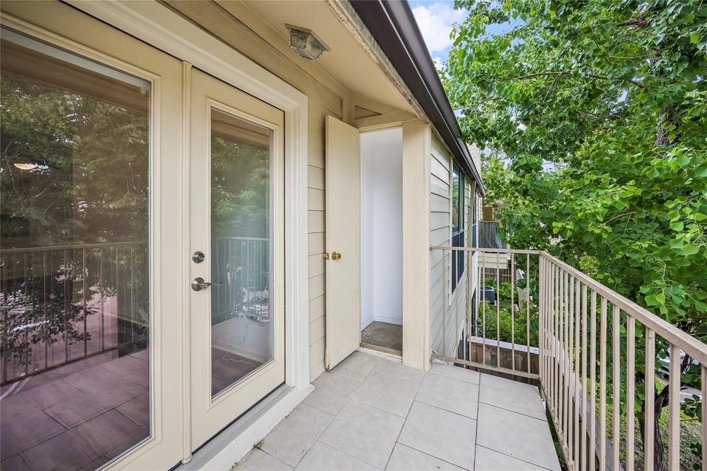 763 Bering Drive - Photo 8