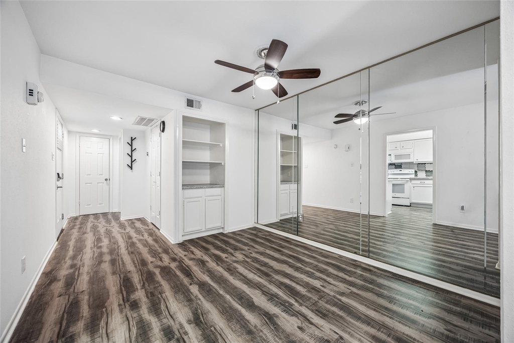 763 Bering Drive - Photo 4