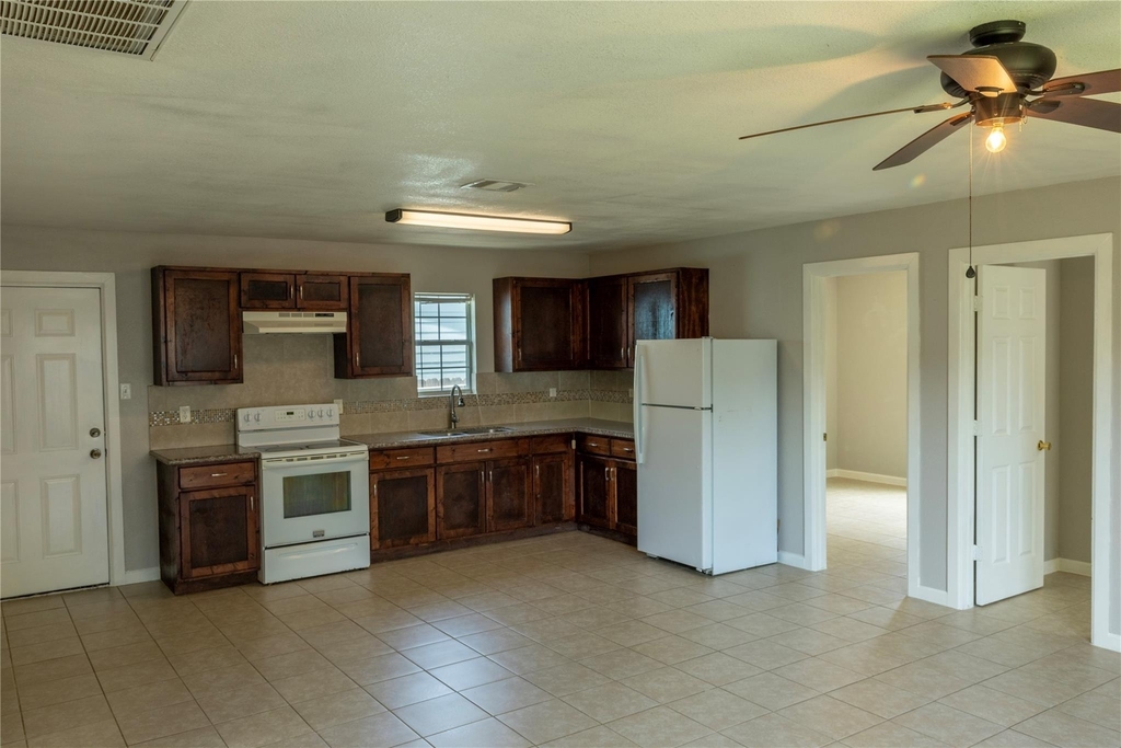 537 Cottontail Drive - Photo 2