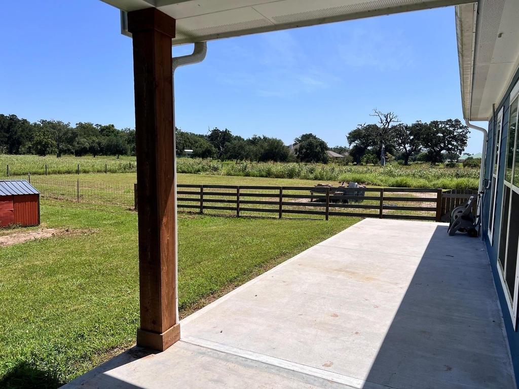 2502 Majestic Oaks Court - Photo 29