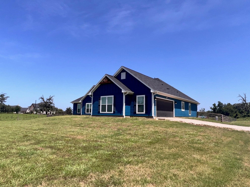 2502 Majestic Oaks Court - Photo 3