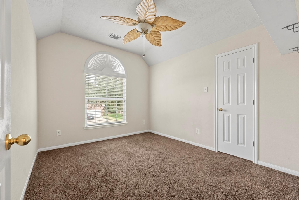6411 Briar Moss Lane - Photo 9