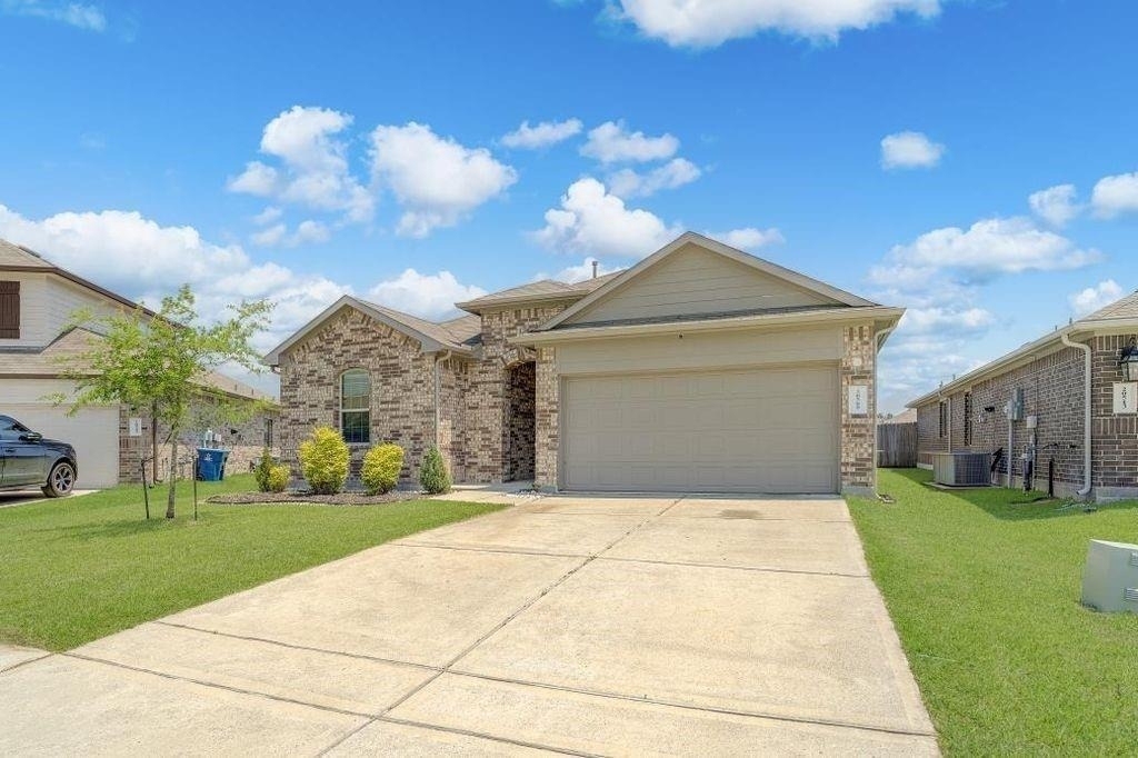 20509 Vaughn Forest Court - Photo 1