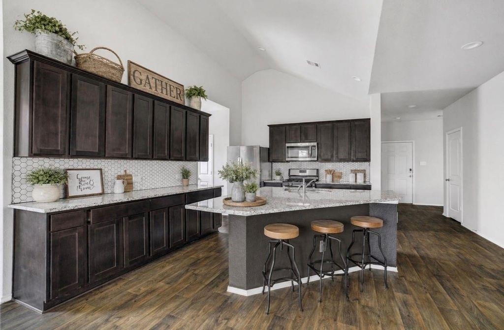 20509 Vaughn Forest Court - Photo 3