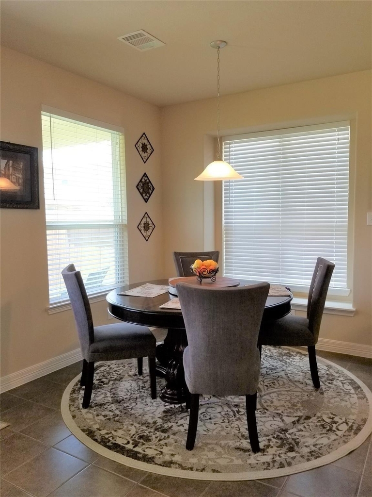 2566 Riverway Drive - Photo 7