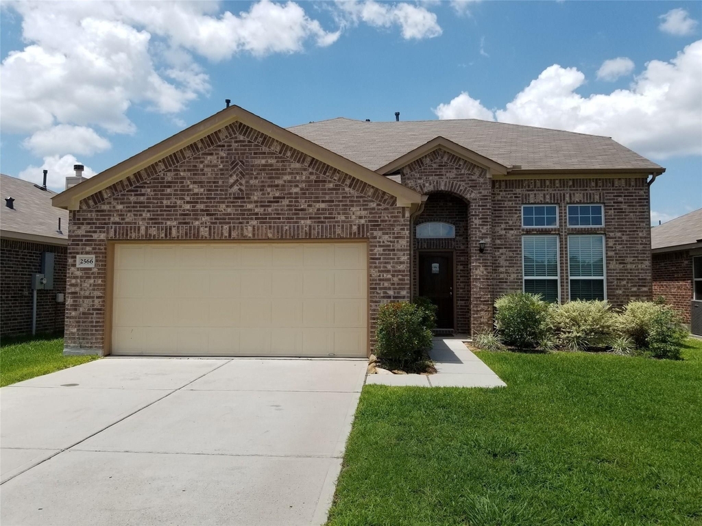 2566 Riverway Drive - Photo 0