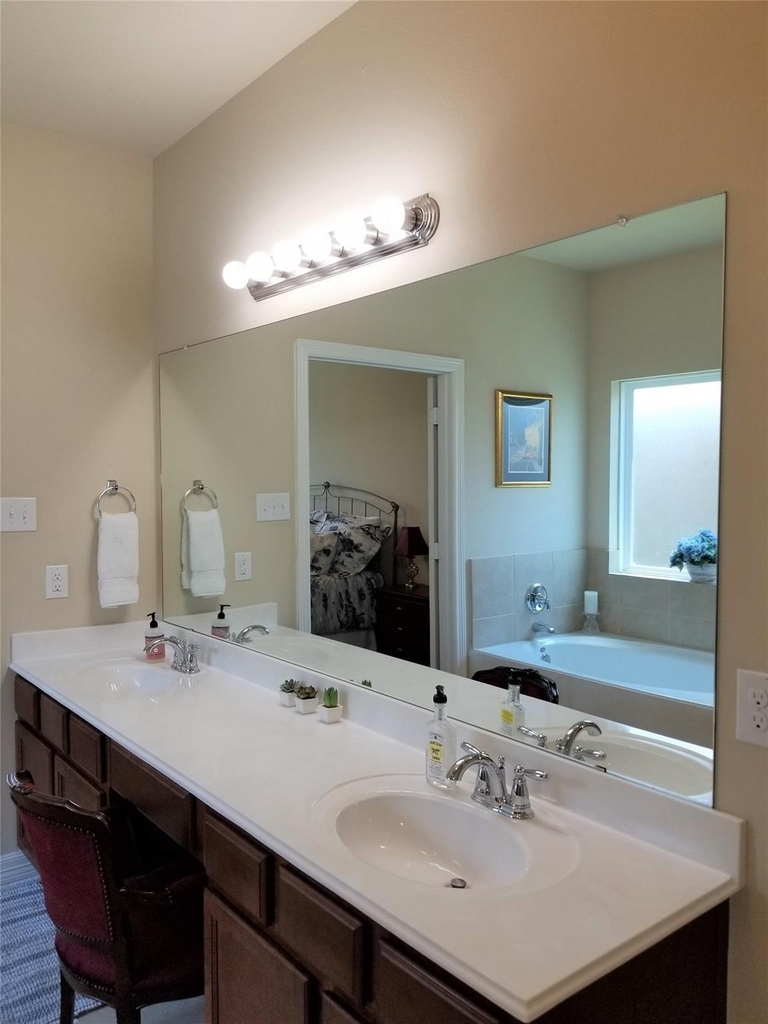 2566 Riverway Drive - Photo 11