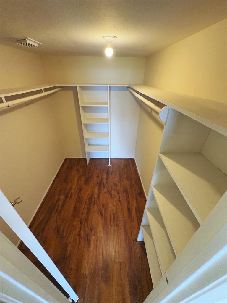 2210 Dorrington Street - Photo 9