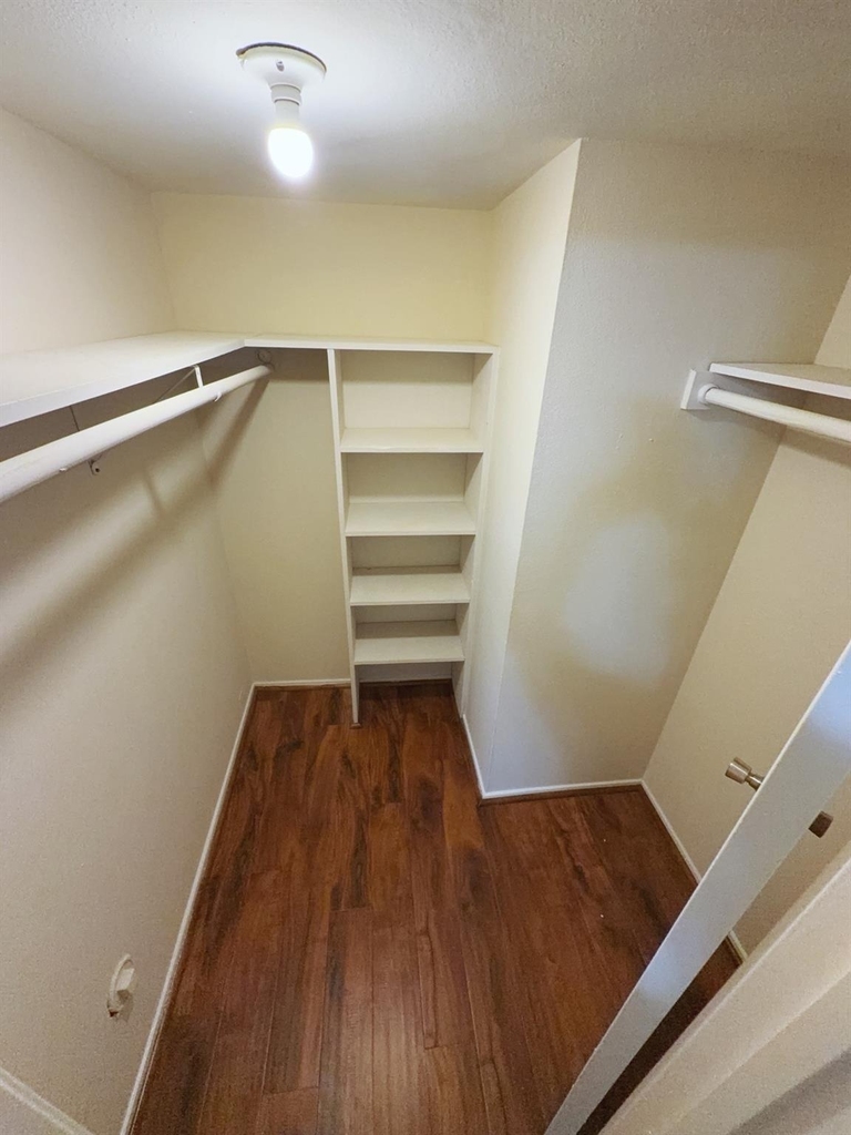 2210 Dorrington Street - Photo 6