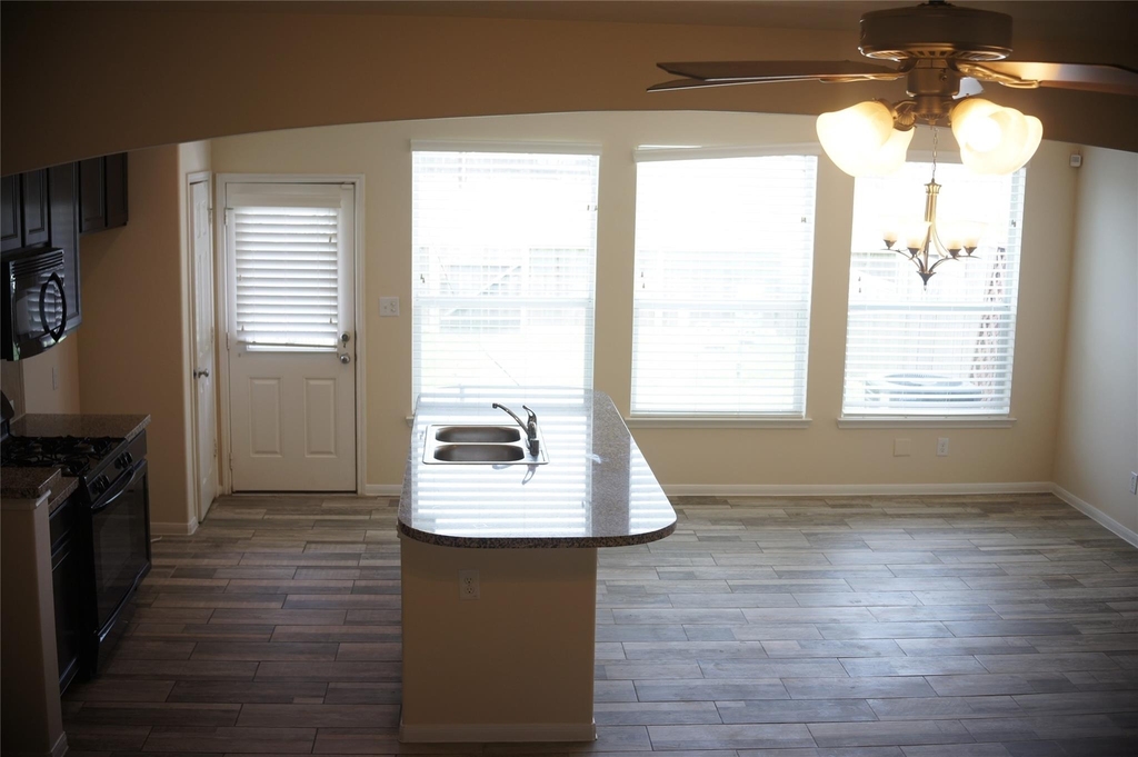 1619 Grable Cove Lane - Photo 10
