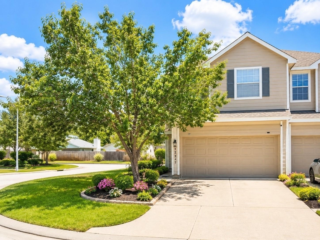 17242 Oakwood Chase Drive - Photo 0