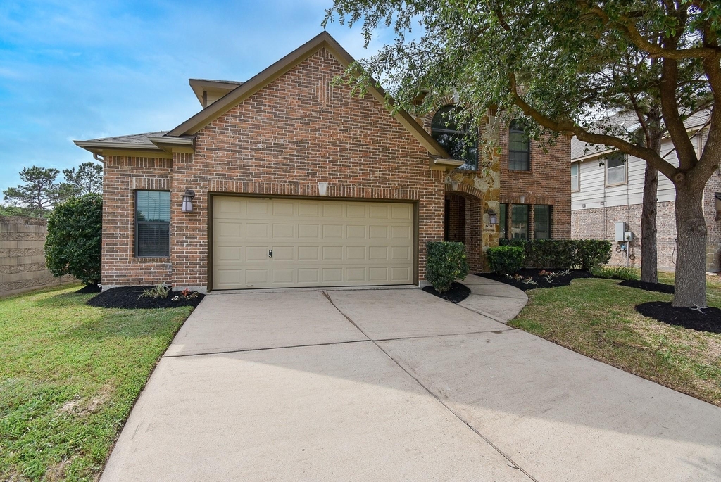 6034 Gracys Landing Lane - Photo 3