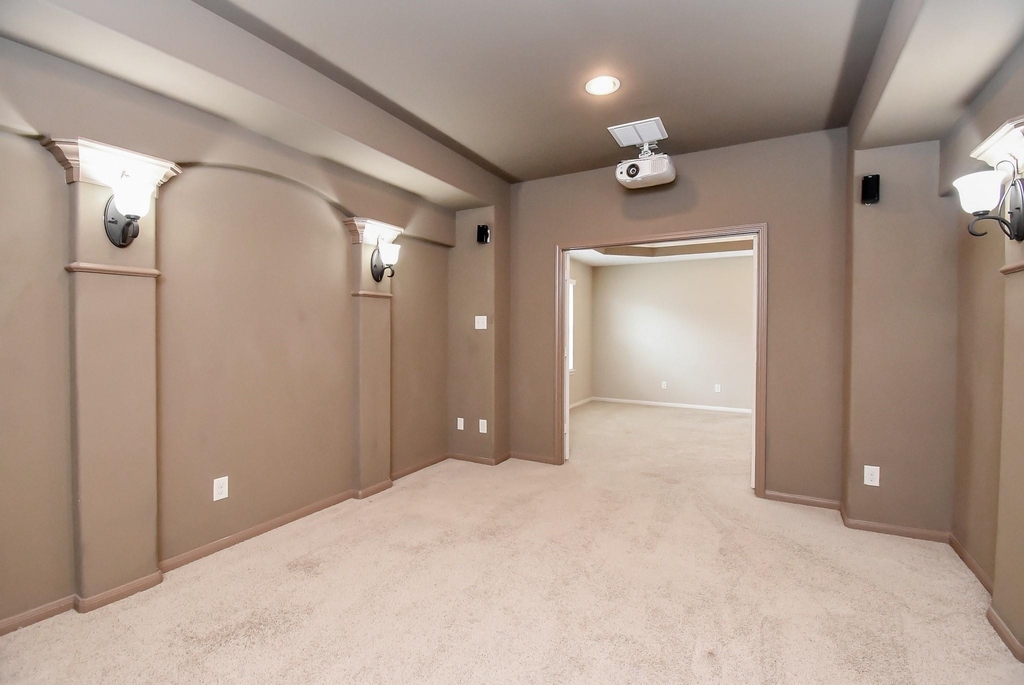 6034 Gracys Landing Lane - Photo 32