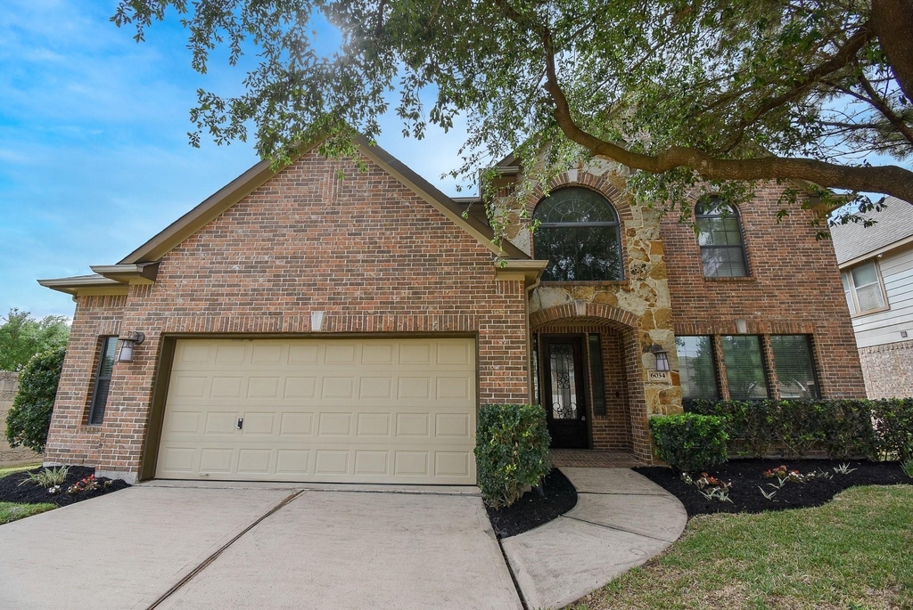 6034 Gracys Landing Lane - Photo 2