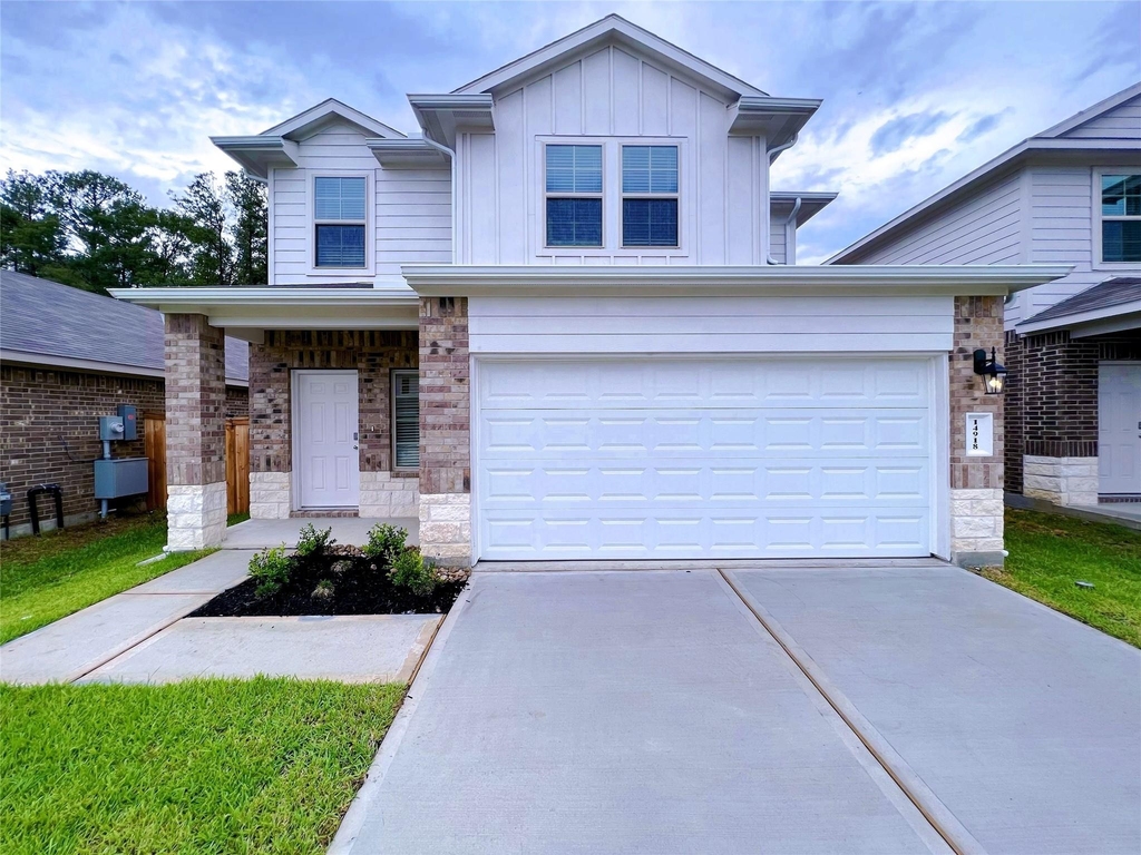 14918 Cypress Hollow Drive - Photo 0