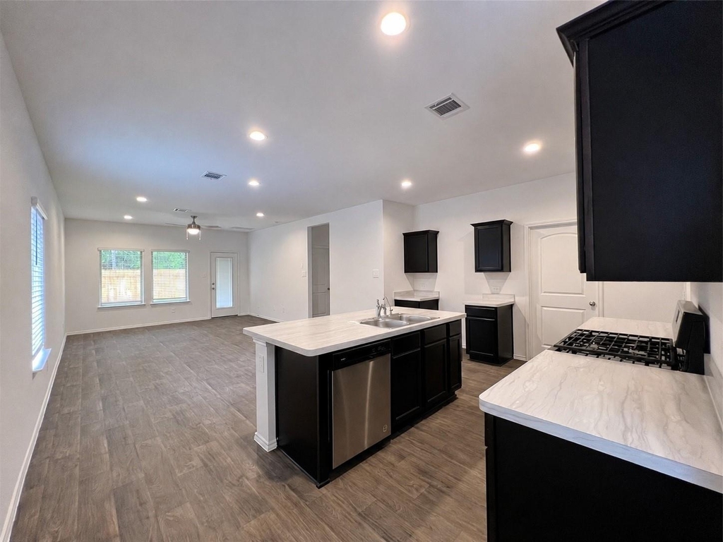 14918 Cypress Hollow Drive - Photo 4