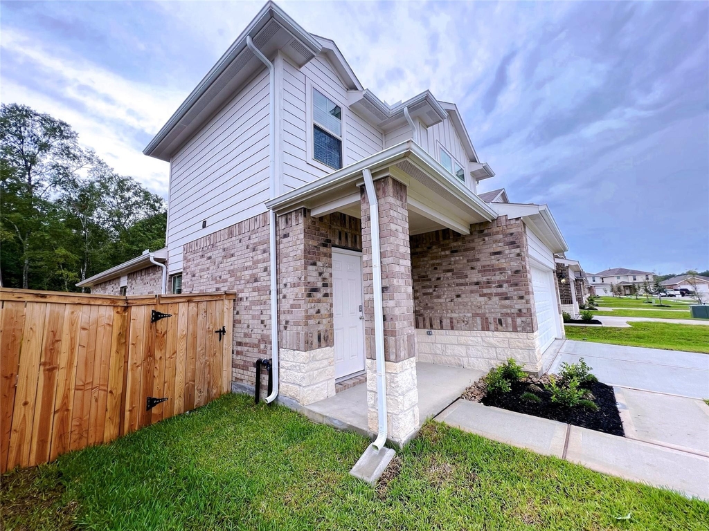 14918 Cypress Hollow Drive - Photo 1