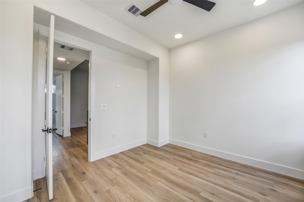 225 Willard Street - Photo 26