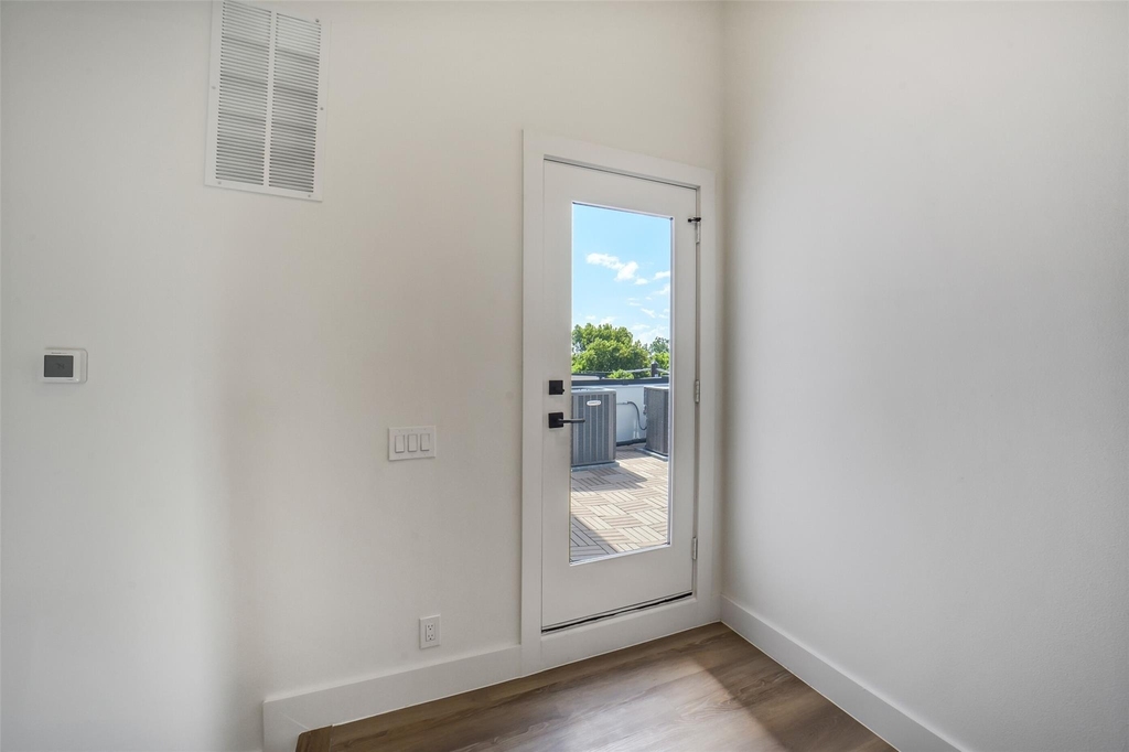 225 Willard Street - Photo 29