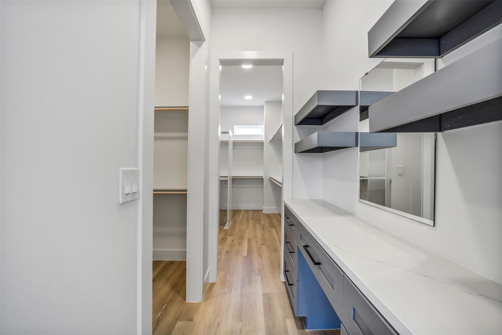 225 Willard Street - Photo 21