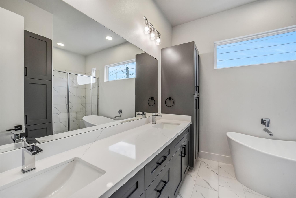 225 Willard Street - Photo 23