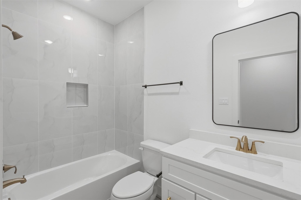 5921 Mountwood Street - Photo 10
