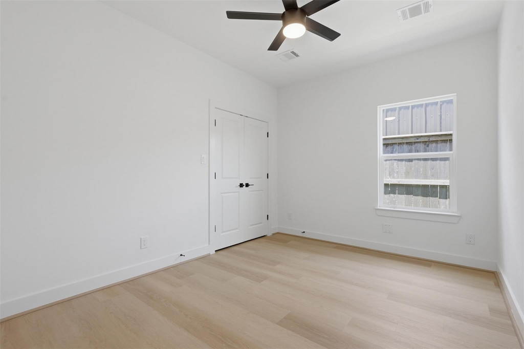 5921 Mountwood Street - Photo 13