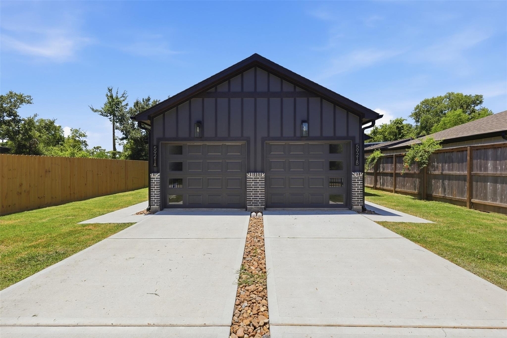 5921 Mountwood Street - Photo 1
