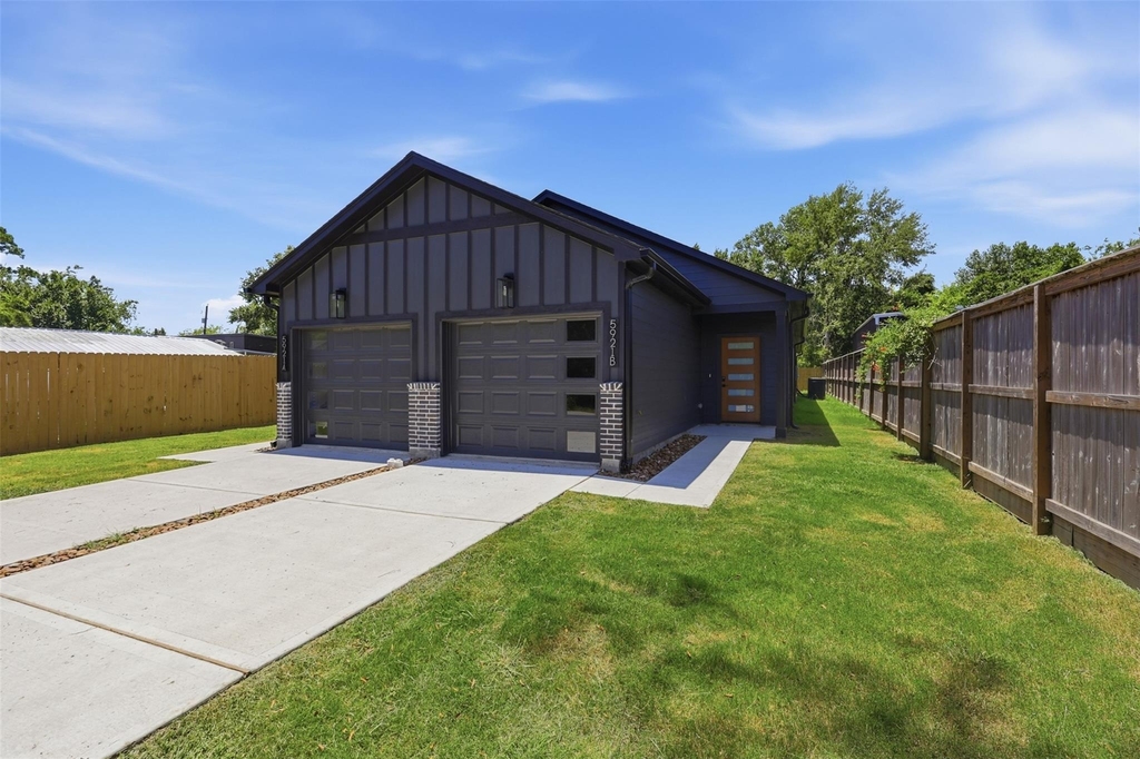 5921 Mountwood Street - Photo 0