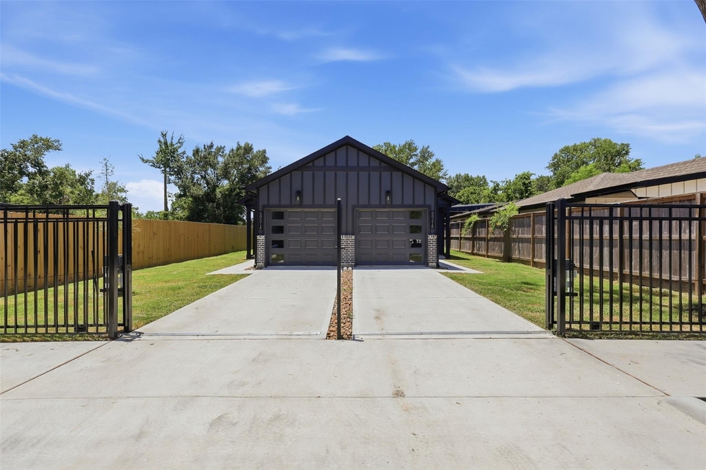 5921 Mountwood Street - Photo 2