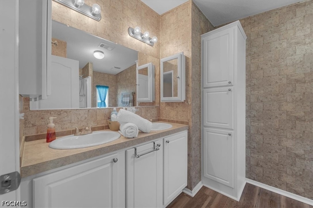701 Coral Drive - Photo 10