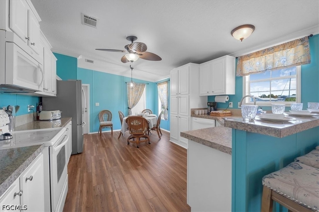 701 Coral Drive - Photo 25