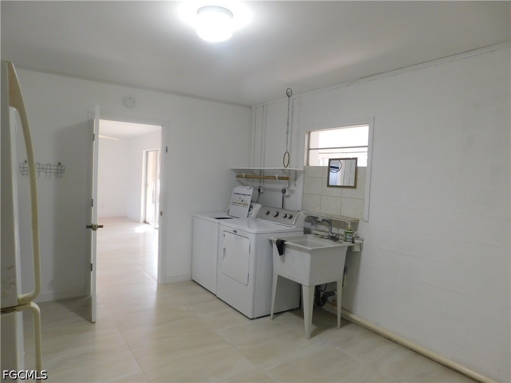 1930 Indian Creek Drive - Photo 27