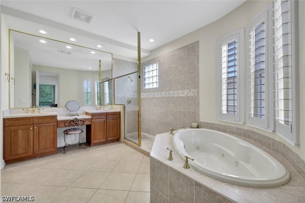 2830 Tiburon Boulevard E - Photo 12