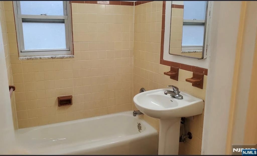 62 Regency - Photo 4