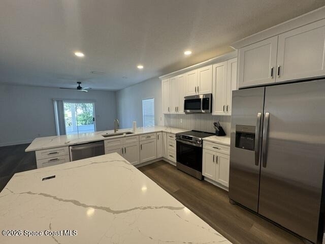 982 Villa Drive - Photo 2