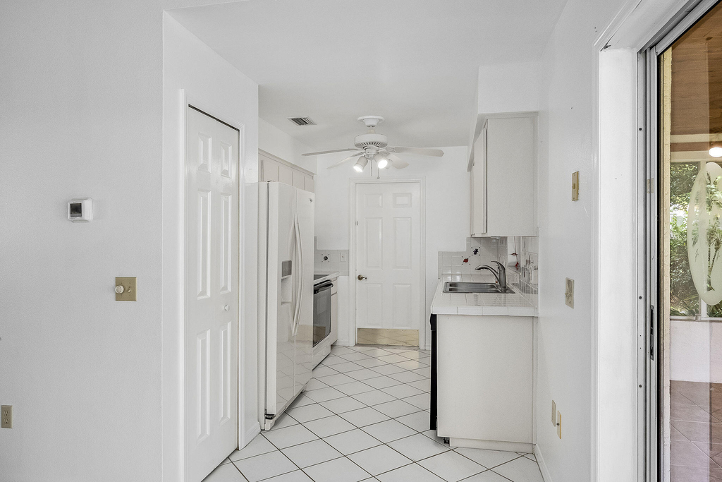 7175 Durban Avenue - Photo 7