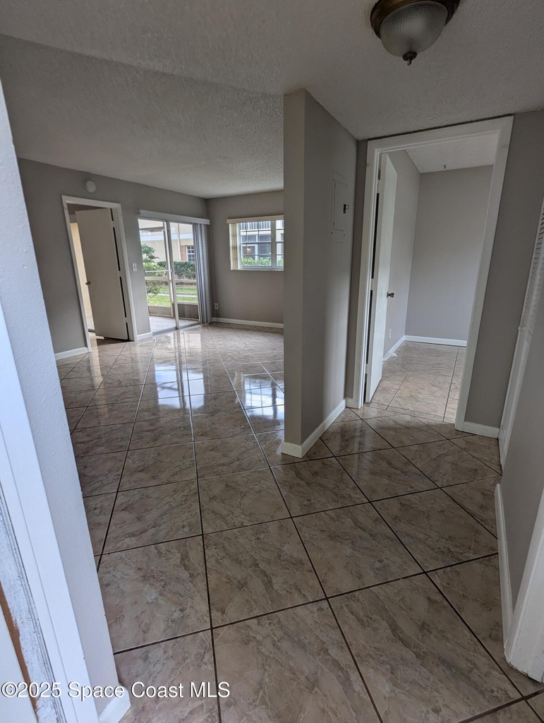1609 Sunny Brook Lane - Photo 1