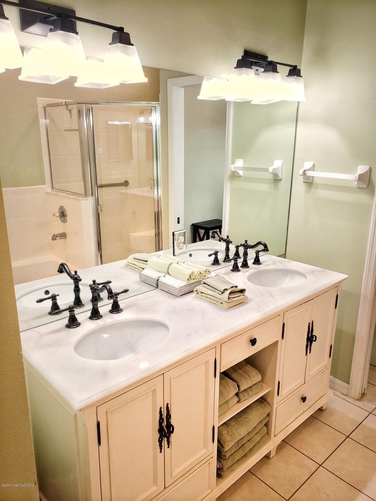 250 Saint Lucie Lane - Photo 1