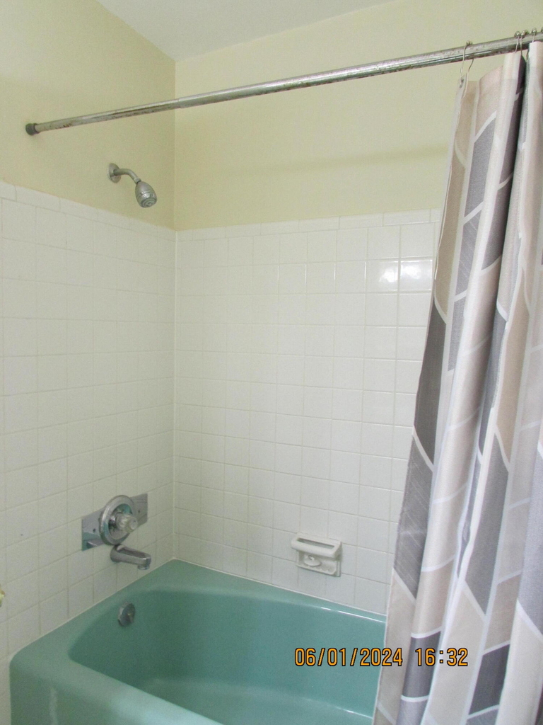 211 W Laila Drive - Photo 19
