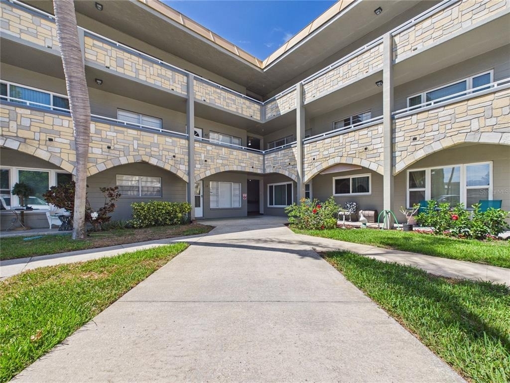 2462 Brazilia Drive - Photo 0