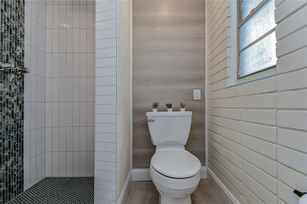 4701 N Willis Street - Photo 34