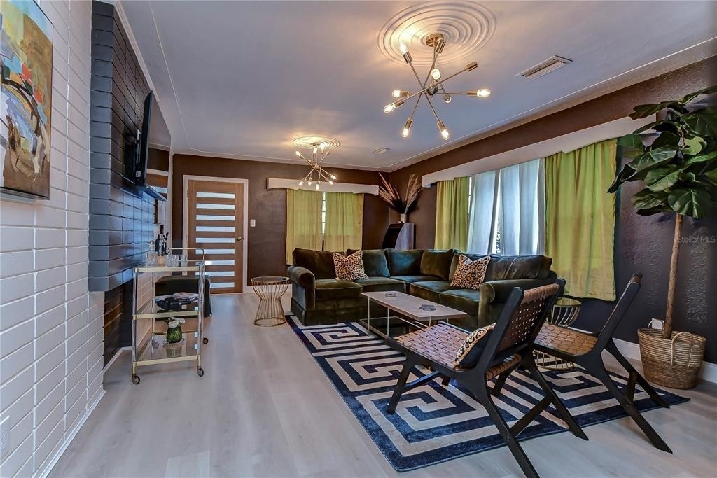 4701 N Willis Street - Photo 4