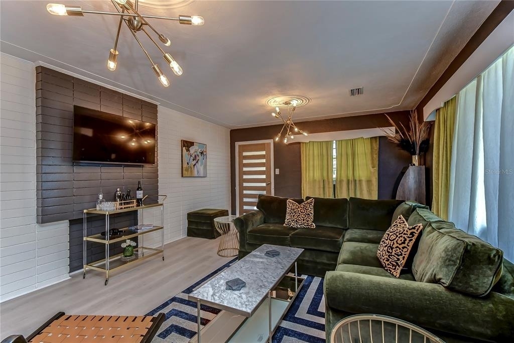 4701 N Willis Street - Photo 5