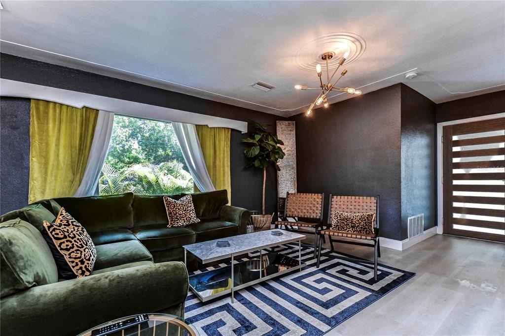 4701 N Willis Street - Photo 0