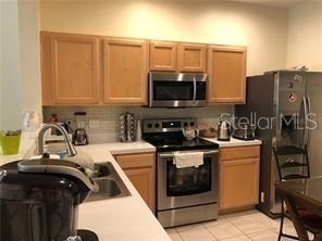 948 Vista Cay Court - Photo 7