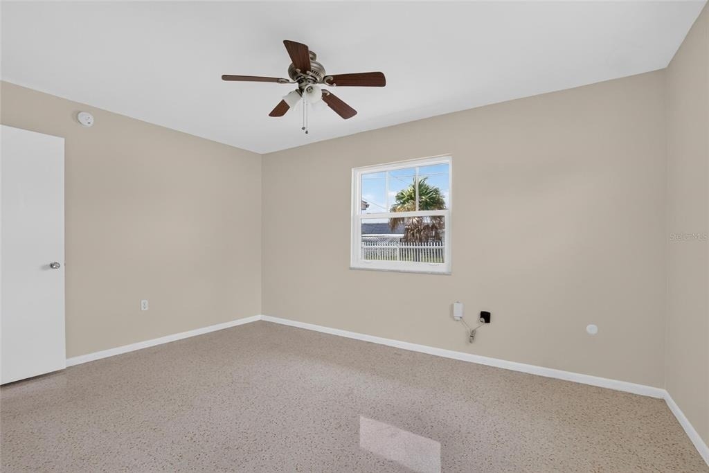 705 Thunderbird Avenue - Photo 25